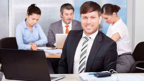 朋友與親戚，誰更值得信賴？——從企業營銷策劃視角看人際信任