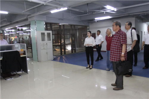 河北誠(chéng)促會(huì)誠(chéng)信萬里行 走進(jìn)邯鄲耀騰企業(yè)管理咨詢集團(tuán)，郝小學(xué)引領(lǐng)管理新思路